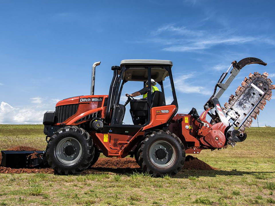 Rýhovač Ditch Witch RT125 PROFISTROJE.CZ