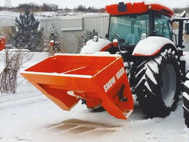 Samonakládací sypač Agrex Snow