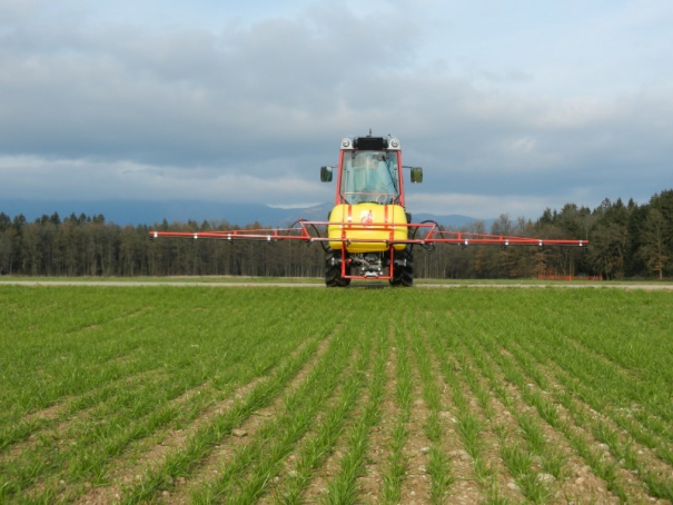 Postřikovač nesený Agromehanika AGS 200