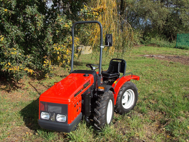 Kloubový malotraktor Agromehanika AGT 835