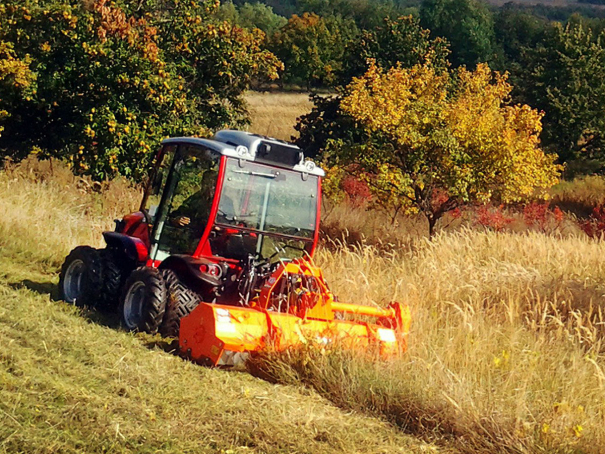 Traktory Antonio Carraro TTR 7800 / 10900 R