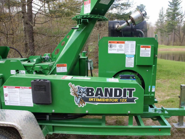 Štěpkovač Bandit Intimidator 12X tažený