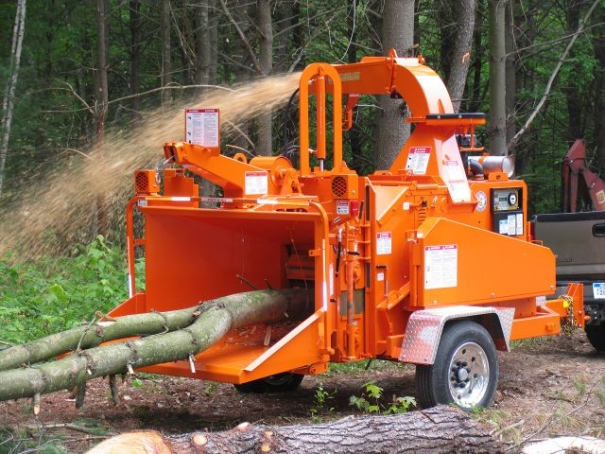 Štěpkovač Bandit Model 1590 XP