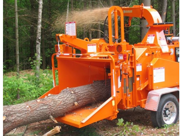 Štěpkovač Bandit Model 1590 XP