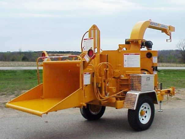 Štěpkovač Bandit Model 200 XP
