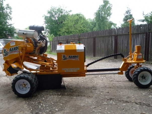 Pařezová fréza Bandit Model 2150