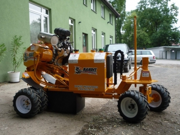 Pařezová fréza Bandit Model 2150