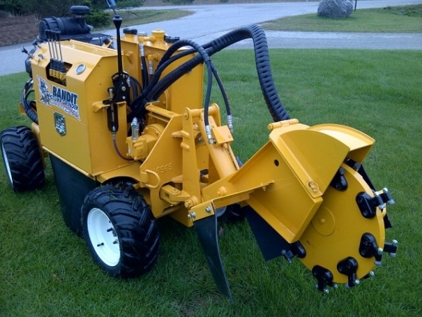 Pařezová fréza Bandit Model 2250