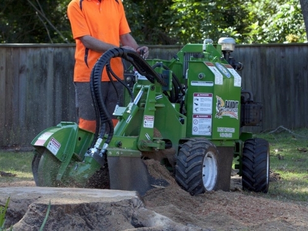 Pařezová fréza Bandit Model 2250