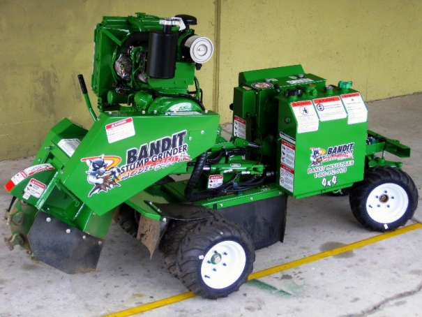 Pařezová fréza Bandit Model 2450