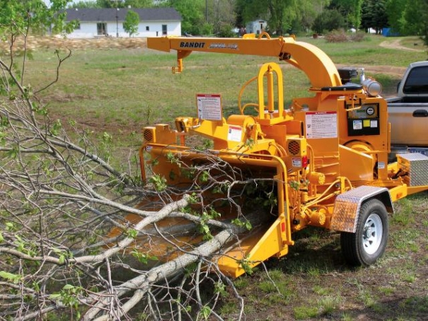Štěpkovač Bandit Model 250 XP