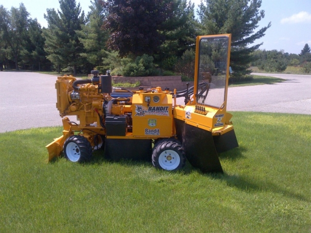 Pařezová fréza Bandit Model 2550
