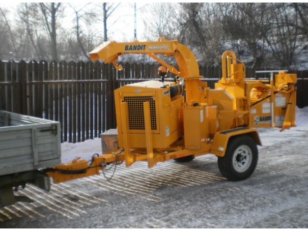 Štěpkovač Bandit Model 90 XP