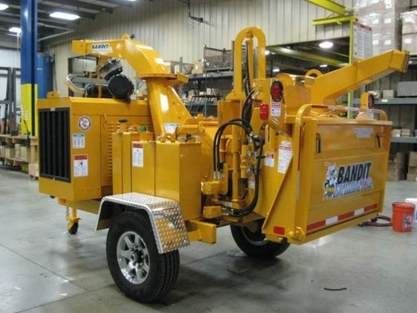 Štěpkovač Bandit Model 990 XP