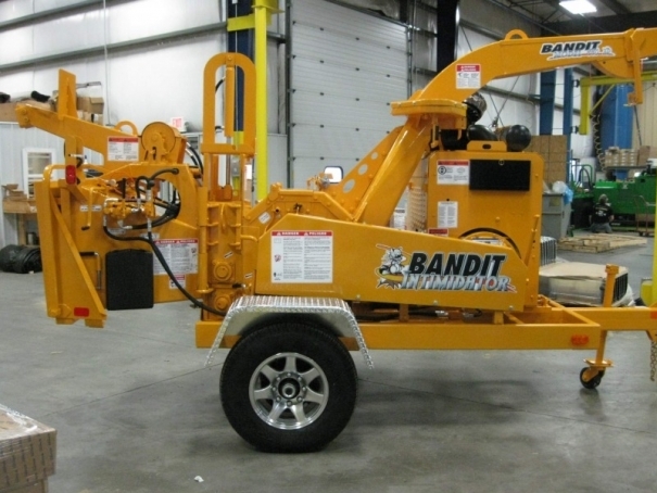 Štěpkovač Bandit Model 990 XP