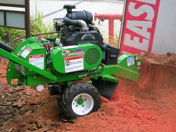 Pařezová fréza Bandit Model HB20