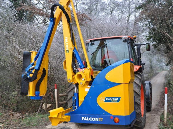 Příkopové rameno Bomford Turner Falcon Evo