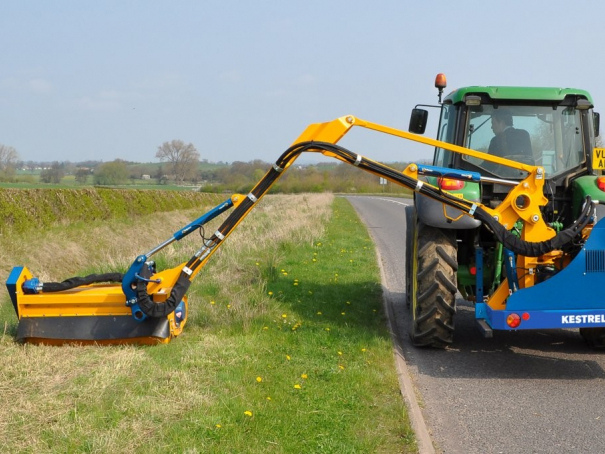 Příkopové rameno Bomford Turner Kestrel Evo 'S'