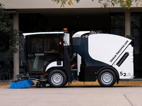 Komunální zametací stroj Boschung Urban Sweeper S2