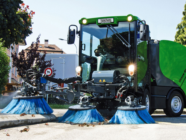 Komunální zametací stroj Boschung Urban Sweeper S2