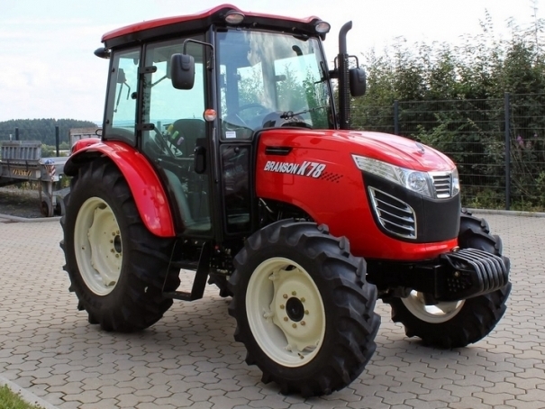 Traktor Branson K78