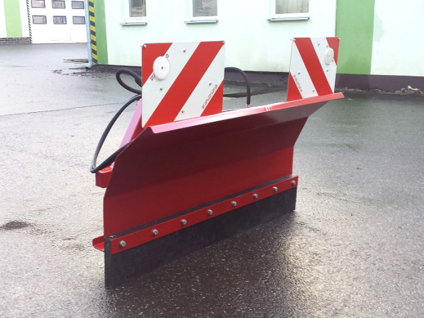 Čelní MT radlice Bystroň hydraulická