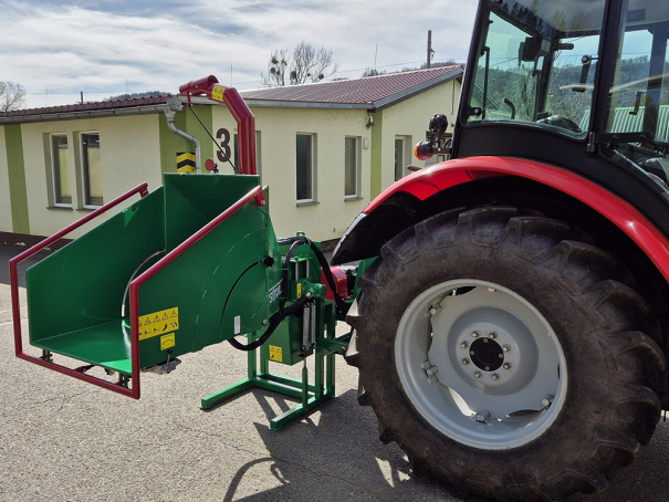 Drtič Bystroň Muréna za traktor s připojením vlečky