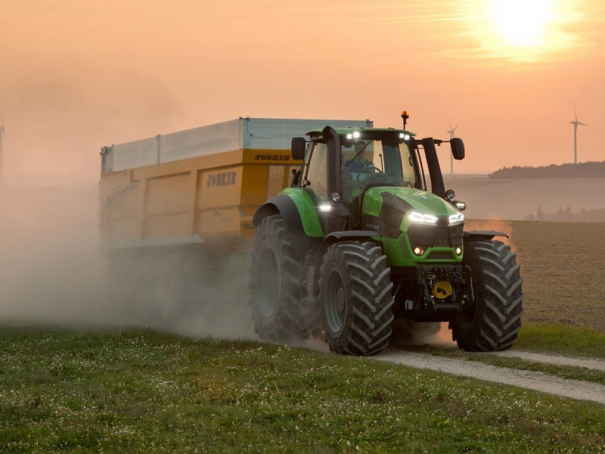 Zemědělské traktory Deutz-Fahr Řada 9 - Agrotron 9 TTV