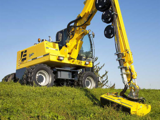 Samojízdná ramenová sekačka Energreen ILF B2000