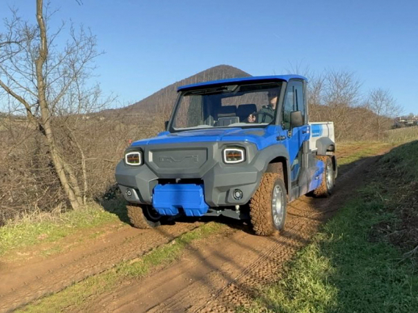 Multifunkční elektrovozidlo EVI Motor Country série 3