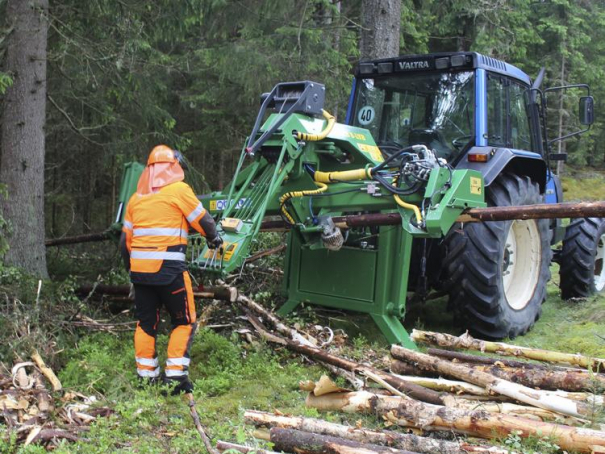 Traktorový procesor Farma Niab 5-15 B