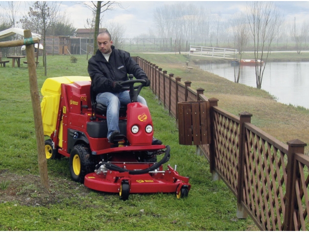 Samojízdná sekačka Gianni Ferrari GTS