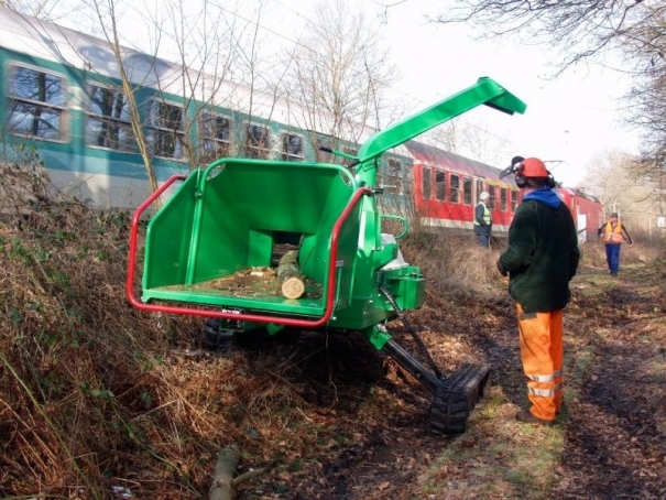 Štěpkovač GreenMech SAFE-Trak 19-28