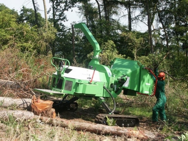 Štěpkovač GreenMech SAFE-Trak 19-28