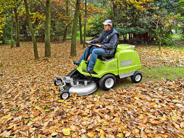 Velkoplošná sekačka Grillo FD 220 R 