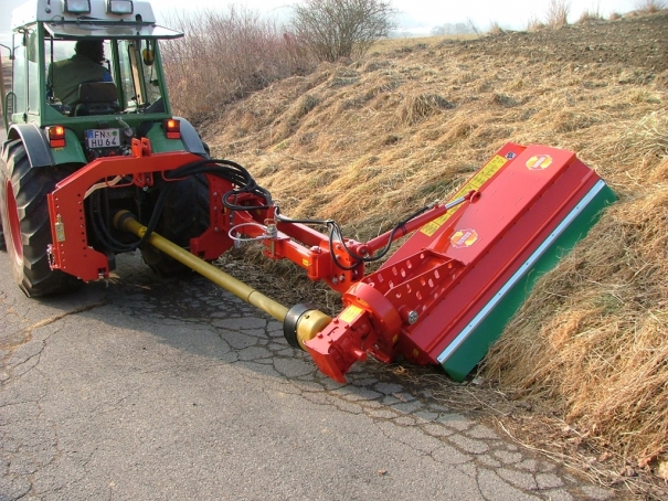 Stranový kladívkový mulčovač Humus SP