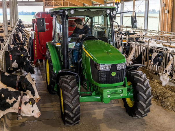 Užitkové traktory John Deere řada 5E