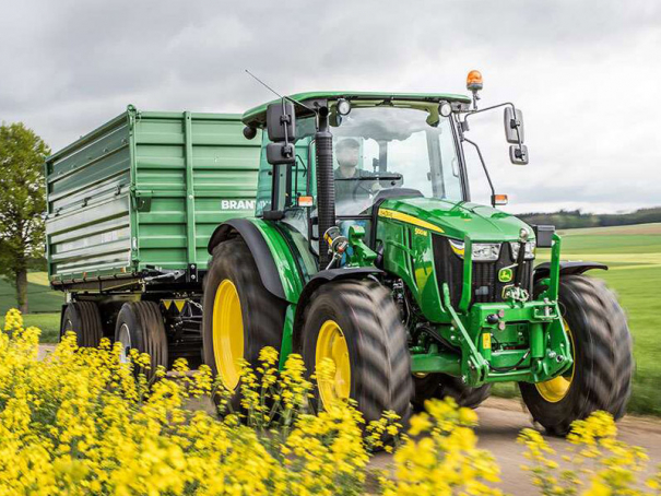 Užitkové traktory John Deere řada 5M