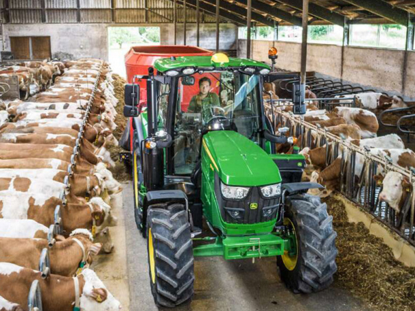 Zemědělské traktory John Deere řada 6M