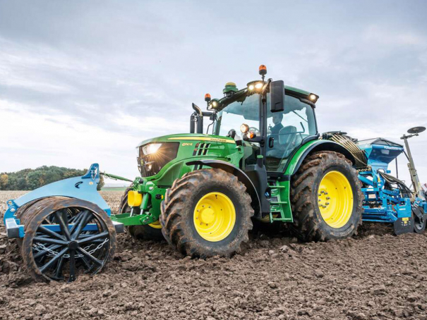 Zemědělské traktory John Deere řada 6R