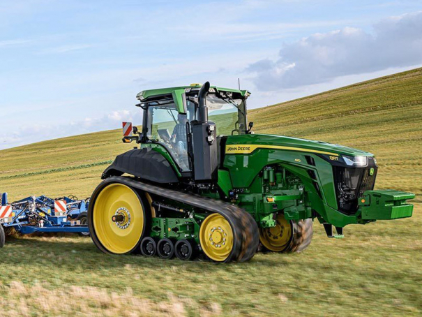 Zemědělské traktory John Deere řada 8R/8RT/8RX