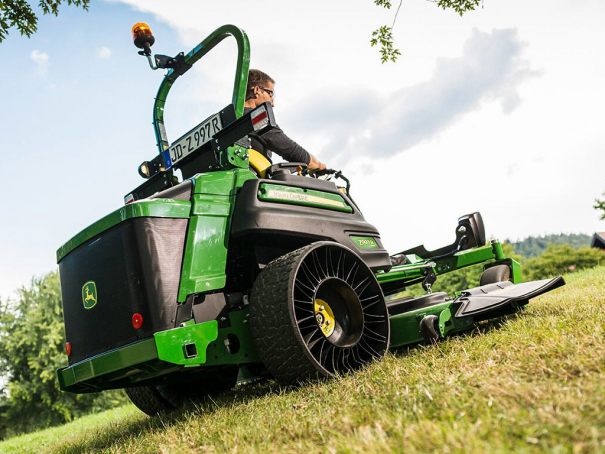 Žací stroj John Deere Z997R