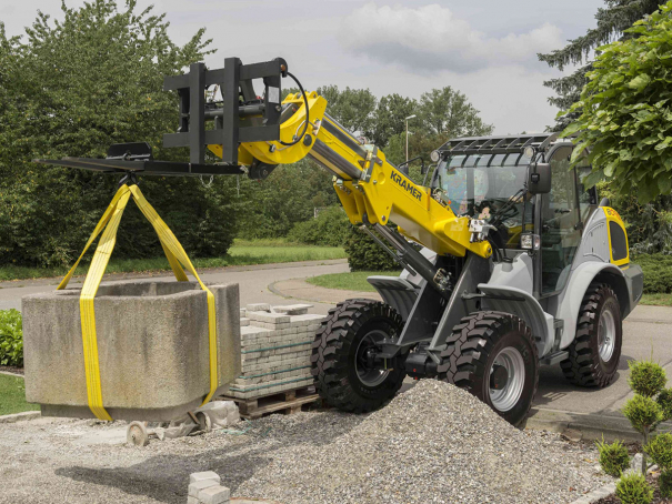 Teleskopický nakladač Kramer 8085T