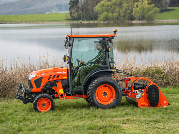 Univerzální traktory Kubota řada LX 