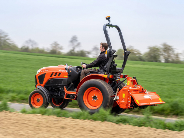 Univerzální traktory Kubota řada LX 