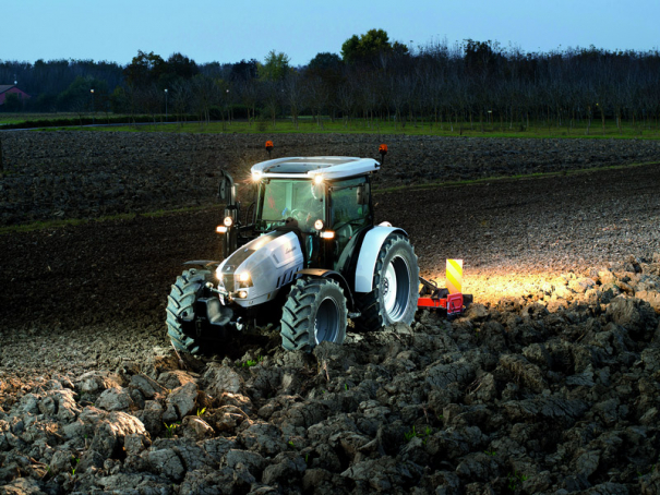 Zemědělský traktor Lamborghini Strike