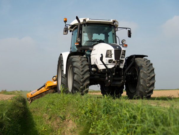 Zemědělský traktor Lamborghini Strike