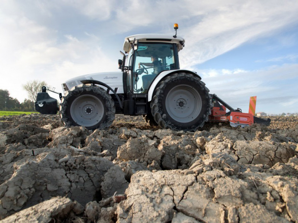 Zemědělský traktor Lamborghini Strike