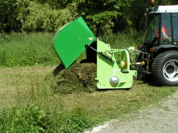 Mulčovač se sběrem Peruzzo Canguro Normal