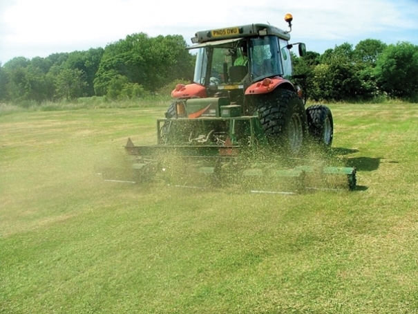 Vřetenová sekačka Ransomes Hydraulic 5/7 mk4 (16)